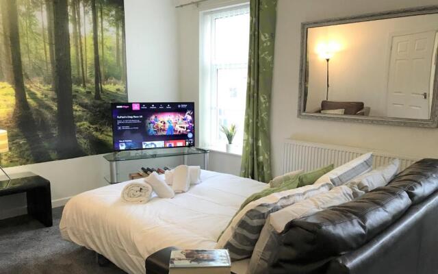 Restful 1-bedroom Flat in St Helens