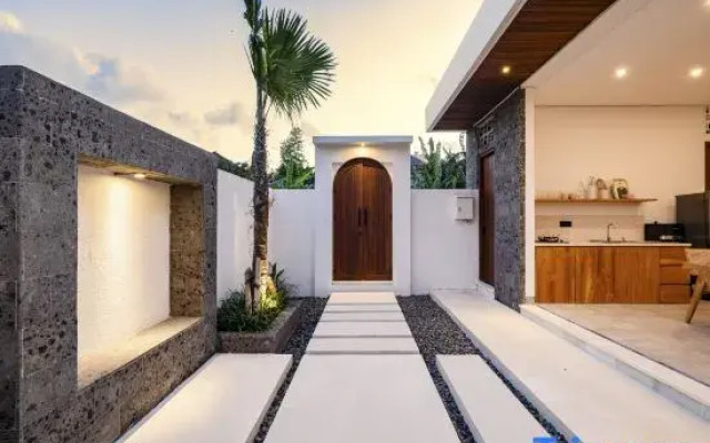 Villa Bowa 2 by BaliSuperHost