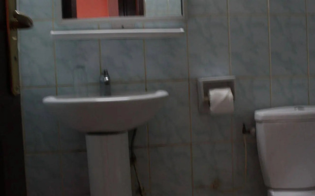 Tou'Ngou Hotel