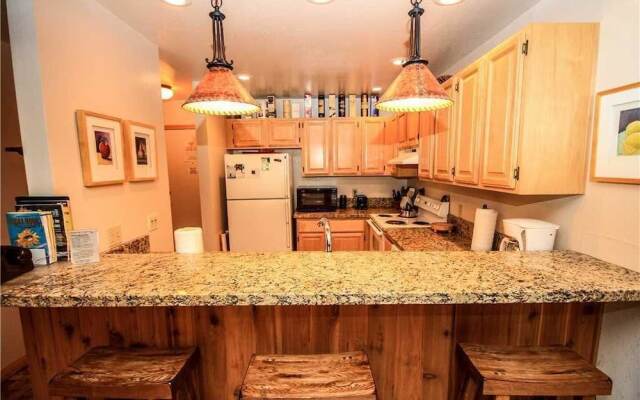 Mammoth Ski & Racquet Club #85 - 1 Br Condo