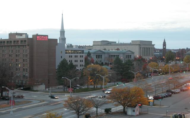 Holiday Inn Express Worcester