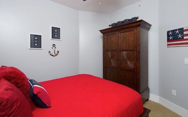 Caribe Penthouse - 3 Br Condo