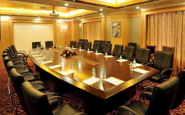 Starway Hotel Nanchang Hongguzhong Avenue Qiushui Plaza