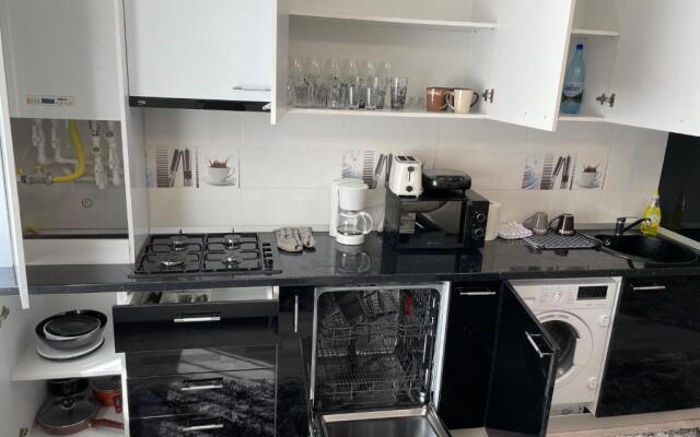 Iany Residence 1