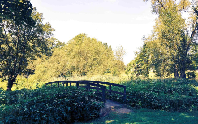 Mercure York Fairfield Manor Hotel