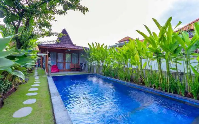 Kubu D'Carik Villa & Bungalow by ecommerceloka