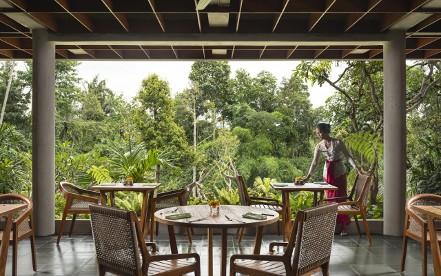 Курорт Adiwana Suweta