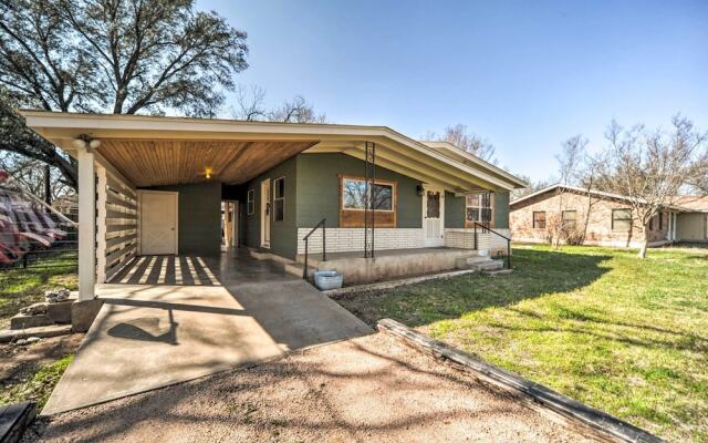 'the Blue Tub' in Downtown Fredericksburg!