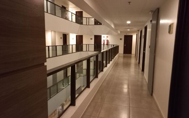 Ritz Suites Hotel