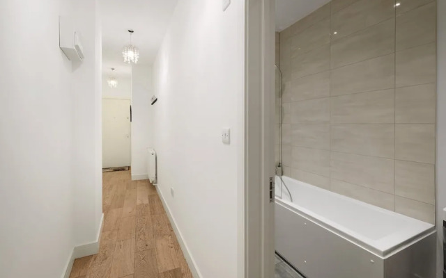 Eastons 1 Bedroom Apt. with Sofa Bed