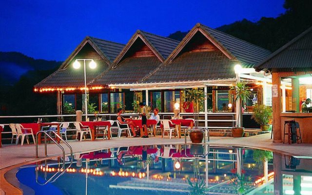 Royal Crown Hotel & Palm Spa Resort