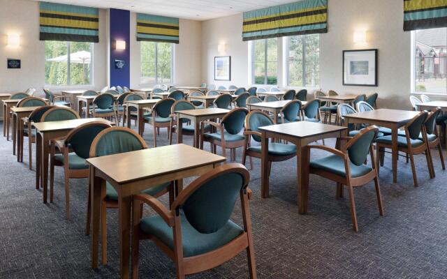 Holiday Inn Express Strathclyde Park M74 JCT 5 by IHG