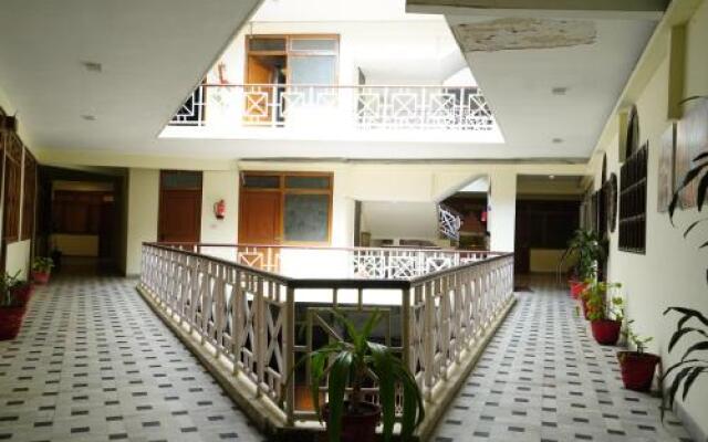 OYO 44364 Hotel Gaurab