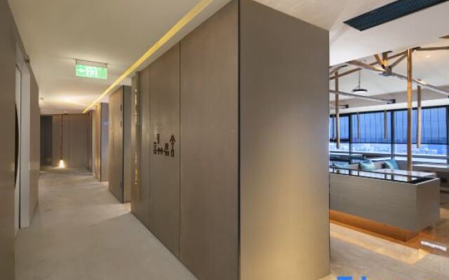 Yanzhu Yishe Guoyun Hotel (Zhengzhou CBD Exhibition Center)