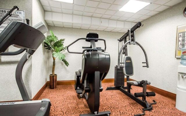 Quality Inn & Suites Sellersburg - Louisville Area