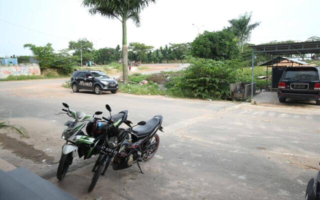 Airy Batu Aji Brigjen Katamso Ruko Taman Carina Batam