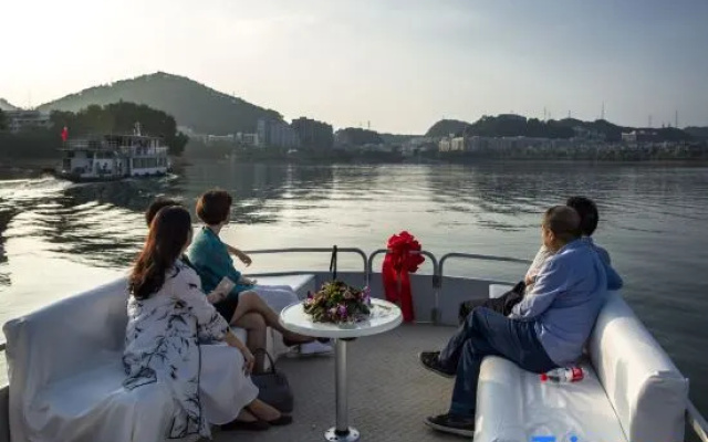 The villa of Thousand Island Lake