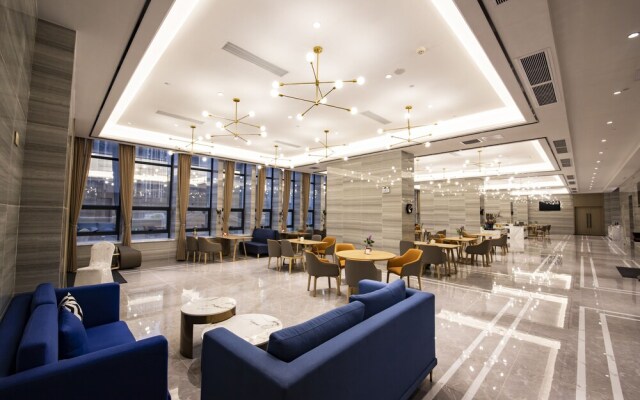 Kyriad Marvelous Hotel（Foshan Sanshui Wanda Plaza Branch）
