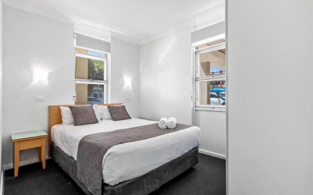 Taft Apartments