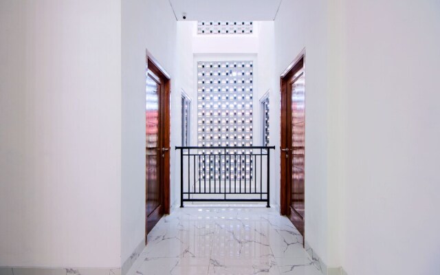 Super OYO 1319 88 Exclusive Guesthouse