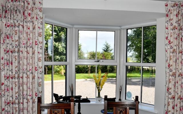 Kilbawn Country House