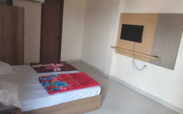 Hotel Awadh Grand