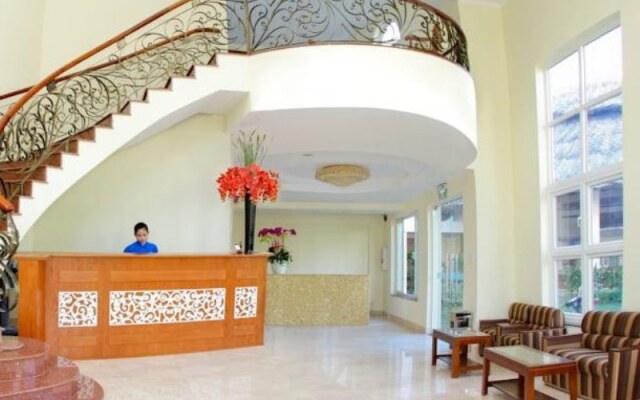 Hoa Binh Rach Gia Resort