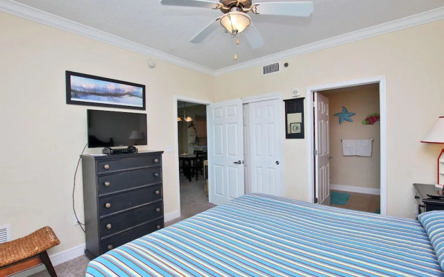 Crystal Shores West 207