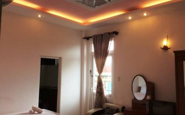 Bat Tri Hotel