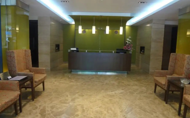 Ascot Hotel