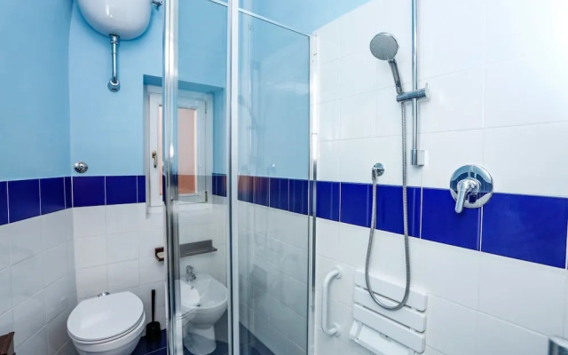 Wonder Vatican Family