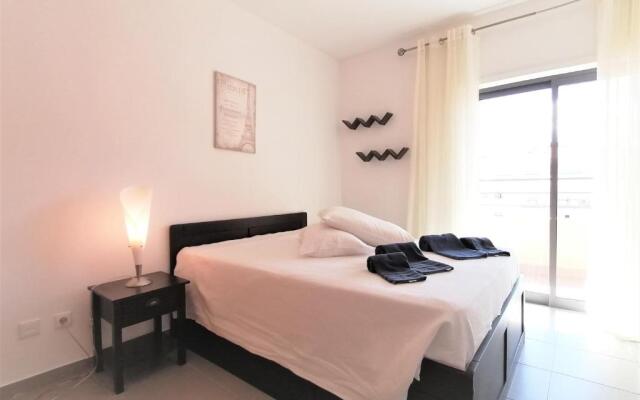 Paraiso Sol Rocha Luxurious beach apartment