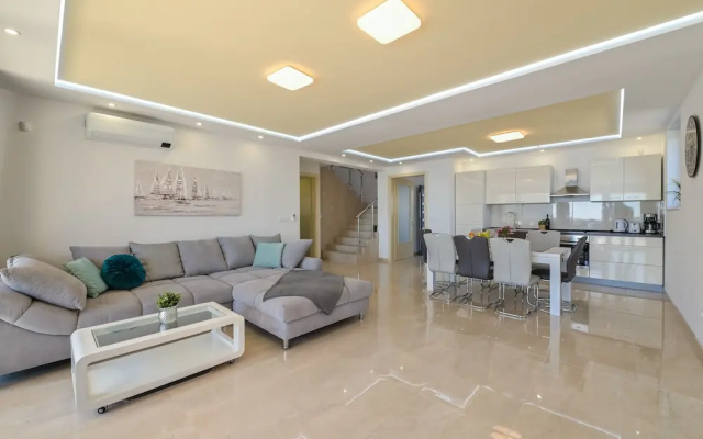 Luxury Villa Horizon