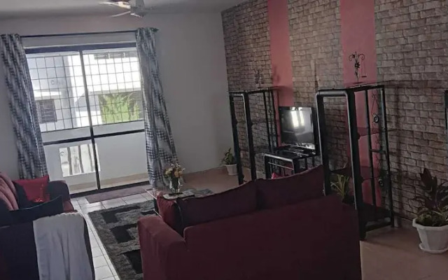 Impeccable 3-bed Apartment in Mombasa