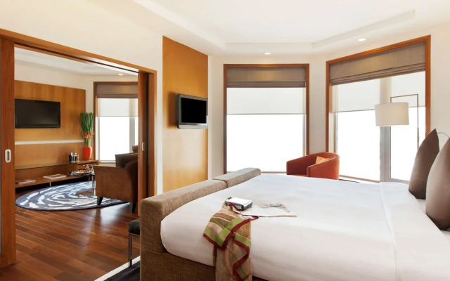 Novotel Mumbai Juhu Beach Hotel