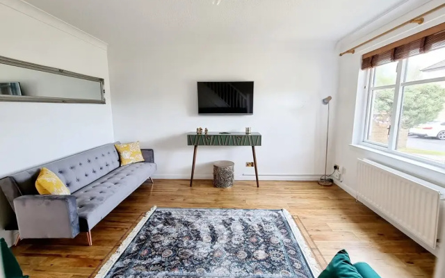 Spacious Family Home In Glasgow