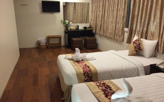 High Five Hotel