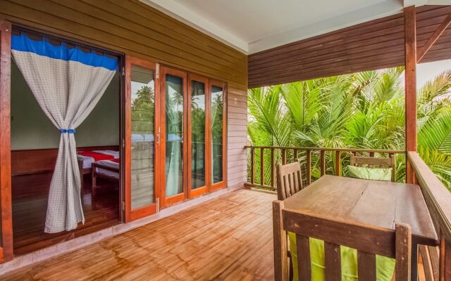 OYO 1026 The House Amphawa