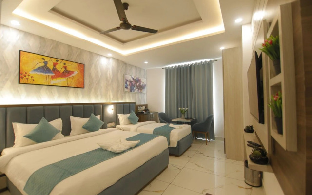 Paarth Grand