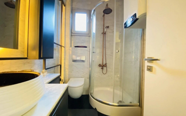 Missafir Flat Close to City s Mall in Nisantasi