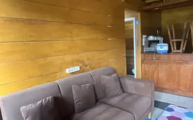 Quen'z Cabin