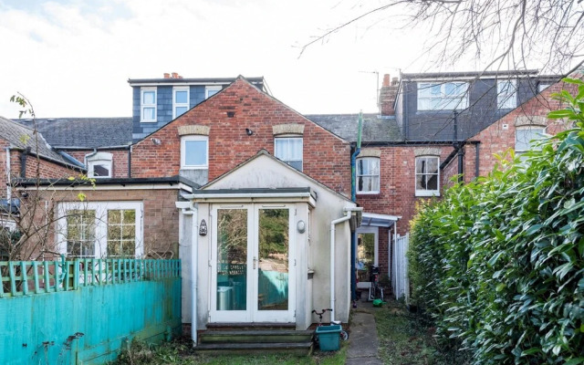 Lovely Terraced 2-bed House Near Hinksey Park
