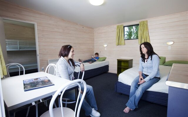 Christchurch Accommodation Top 10 Holiday Park