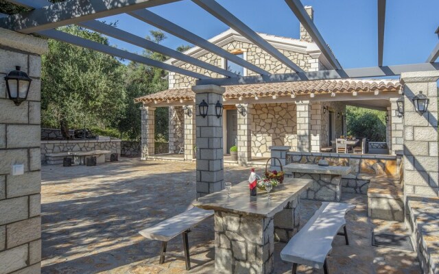 Luxury Villa Dias