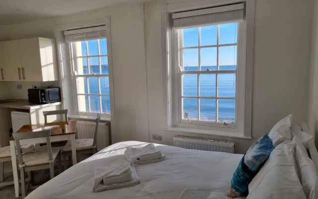 The Horizon Sea View Suite