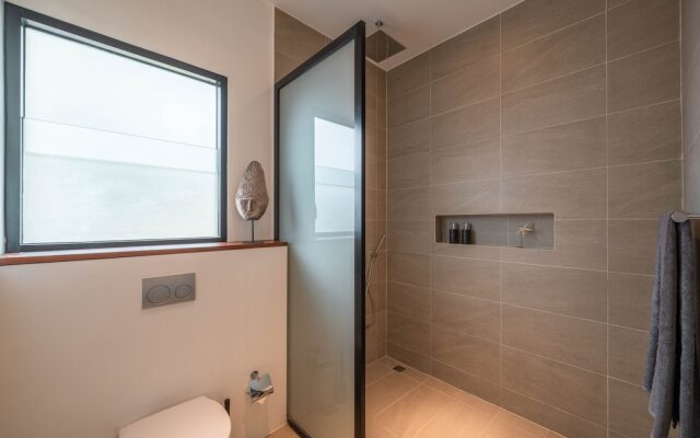 Villa Luna - 4BR in Pererenan