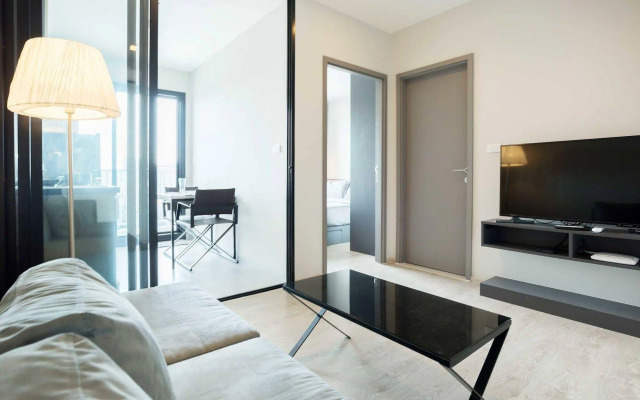 The Base Central Pattaya by Favstay