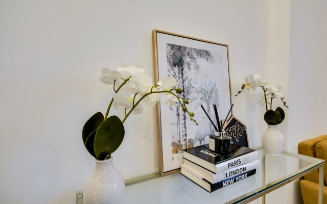 Orrell Road Luxury Apartment