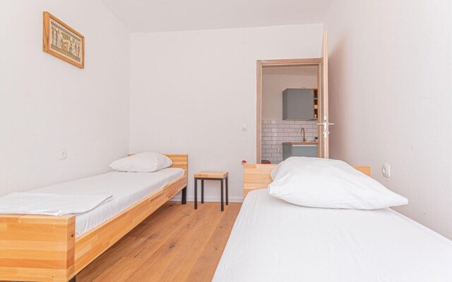 Amazing Apartment in Vodice With Wifi and 2 Bedrooms