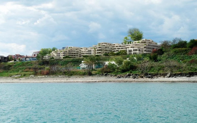 Grand Arman 2 Complex